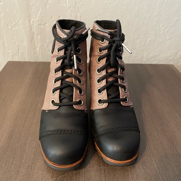 SOREL 1964 PREMIUM WEDGE BOOTS - WOMEN'S - Picture 4 of 16